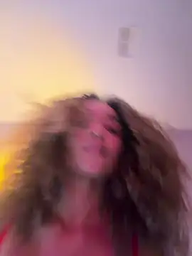 emmawilliamss01 online show from 04-05-26, 10:49