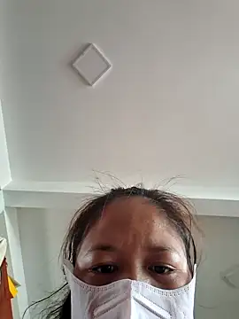 Snapshot of Yummy_9x chatting on 04-05-26, 12:17 Yummy 9x online show from 04-05-26, 12:17