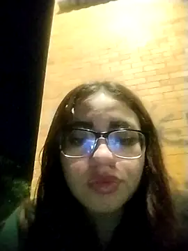 Snapshot of martina_7 chatting on 04-25-26, 11:46 martina 7 online show from 04-25-26, 11:46