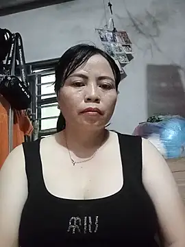 Snapshot of -Hami- chatting on 05-27-26, 05:04 -Hami- online show from 05-27-26, 05:04