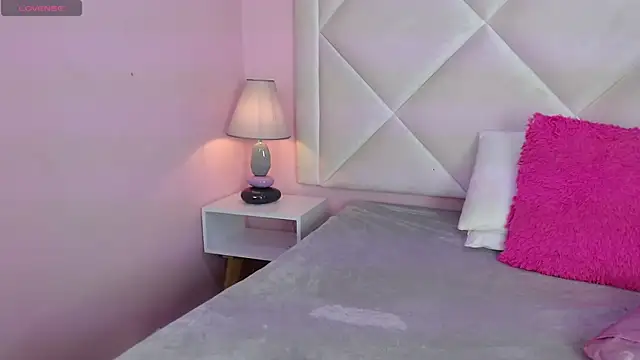 MistressNyx  online show from 07-21-26, 02:07