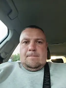 Snapshot of Jedrullo chatting on 05-17-26, 03:50 Jedrullo online show from 05-17-26, 03:50