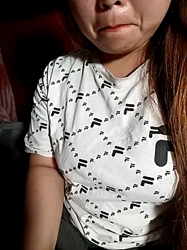 Snapshot of jas-cutle chatting on 05-04-26, 02:31 jas-cutle online show from 05-04-26, 02:31