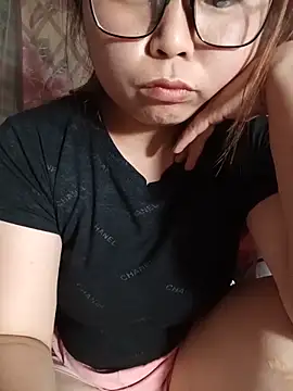 Snapshot of jas-cutle chatting on 05-17-26, 03:01 jas-cutle online show from 05-17-26, 03:01