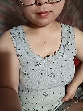Snapshot of jas-cutle chatting on 05-19-26, 01:43 jas-cutle online show from 05-19-26, 01:43