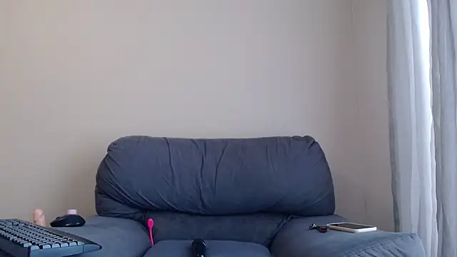 Snapshot of xxZoeyx chatting on 05-22-26, 12:58 xxZoeyx online show from 05-22-26, 12:58