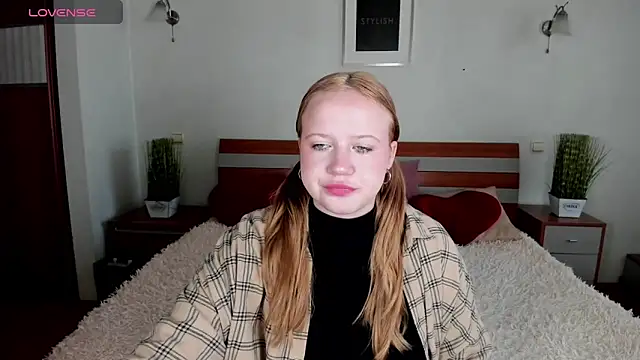 KittyCutest online show from 03-31-26, 07:21