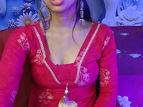 Snapshot of soniya-verma chatting on 05-12-26, 05:26 soniya-verma online show from 05-12-26, 05:26