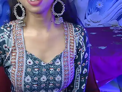 Snapshot of soniya-verma chatting on 05-19-26, 06:31 soniya-verma online show from 05-19-26, 06:31
