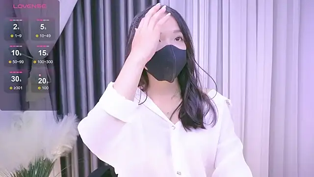 Lu Ly22 online show from 07-17-26, 02:36