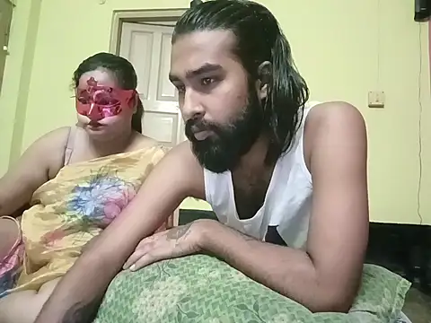 Snapshot of Naina1994 chatting on 06-25-26, 05:34 Naina1994 online show from 06-25-26, 05:34