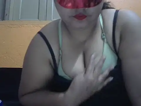 Snapshot of Naina1994 chatting on 04-08-26, 09:27 Naina1994 online show from 04-08-26, 09:27