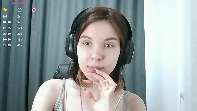 Snapshot of RubyBooby chatting on 06-25-26, 04:12 RubyBooby online show from 06-25-26, 04:12