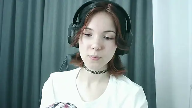 Snapshot of RubyBooby chatting on 05-09-26, 04:10 RubyBooby online show from 05-09-26, 04:10