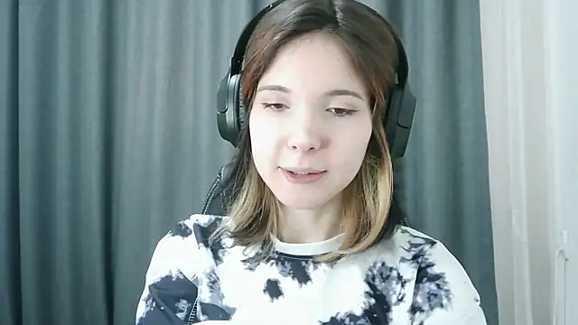 Snapshot of RubyBooby chatting on 04-28-26, 04:44 RubyBooby online show from 04-28-26, 04:44