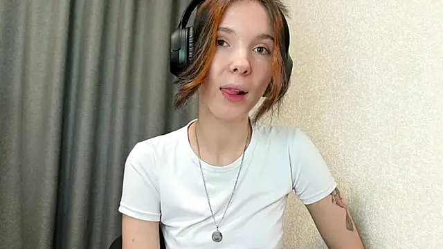 Snapshot of RubyBooby chatting on 04-01-26, 03:09 RubyBooby online show from 04-01-26, 03:09