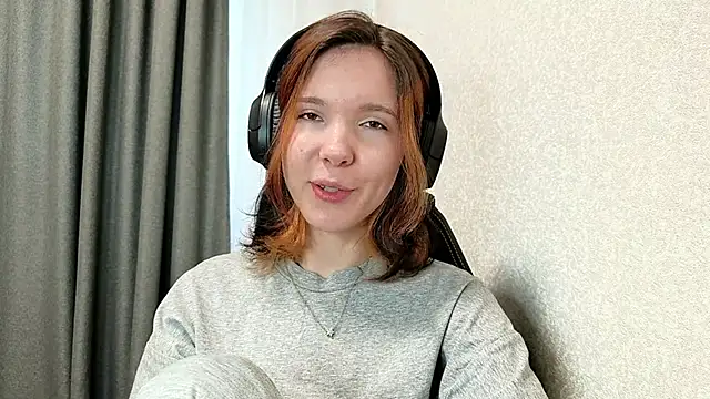 Snapshot of RubyBooby chatting on 04-10-26, 05:58 RubyBooby online show from 04-10-26, 05:58