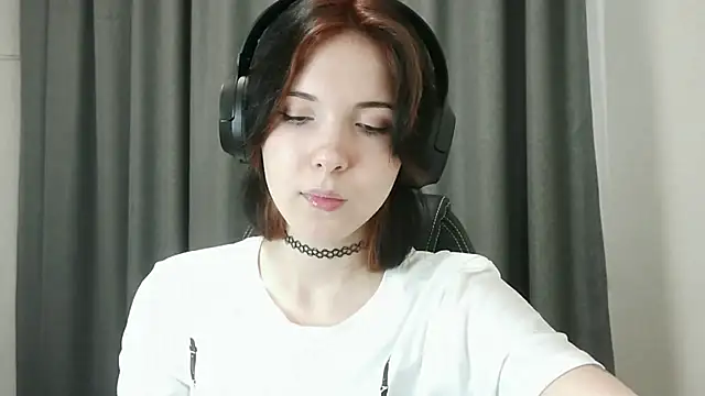 Snapshot of RubyBooby chatting on 05-13-26, 04:25 RubyBooby online show from 05-13-26, 04:25