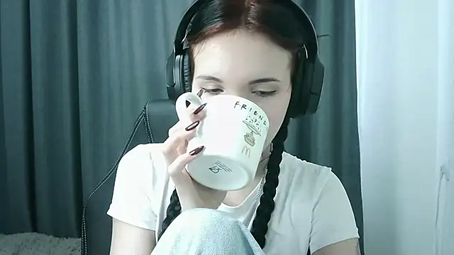 Snapshot of RubyBooby chatting on 05-06-26, 03:16 RubyBooby online show from 05-06-26, 03:16