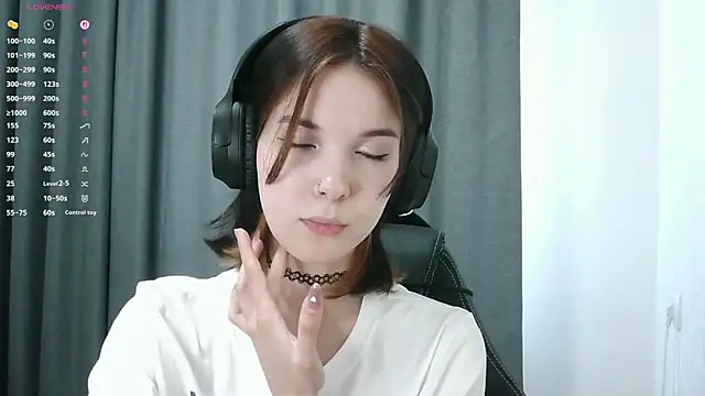 Snapshot of RubyBooby chatting on 07-01-26, 04:18 RubyBooby online show from 07-01-26, 04:18