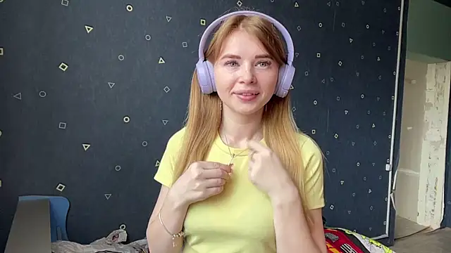 fanybuny online show from 04-02-26, 07:48