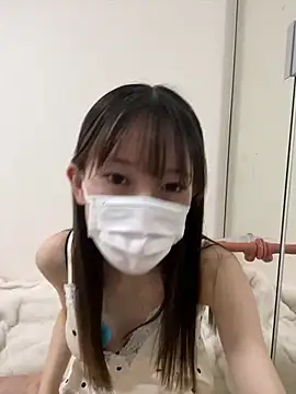 yuki2210 online show from 05-21-26, 09:17