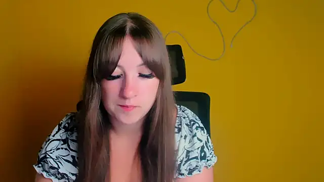 Snapshot of Tiffani_Angel chatting on 07-01-26, 05:30 Tiffani Angel online show from 07-01-26, 05:30