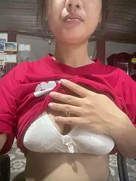 Snapshot of LINSA-0269 chatting on 06-18-26, 12:20 LINSA-0269 online show from 06-18-26, 12:20