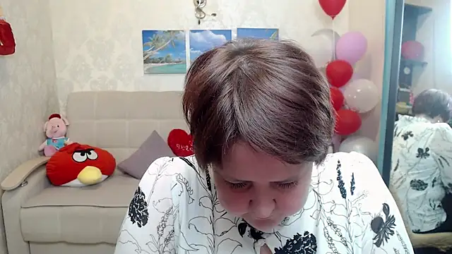 QUEEN02030 online show from 04-02-26, 07:37