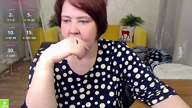 Snapshot of QUEEN02030 chatting on 07-09-26, 03:11 QUEEN02030 online show from 07-09-26, 03:11