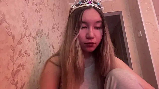 IreneOrbison online show from 04-03-26, 01:28