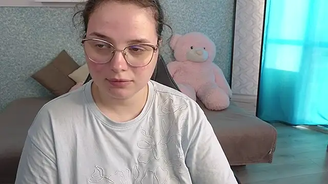 Snapshot of SofiDreamm chatting on 07-19-26, 03:09 SofiDreamm online show from 07-19-26, 03:09