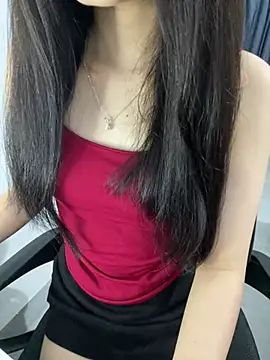 Snapshot of Annie_nii chatting on 04-24-26, 12:34 Annie nii online show from 04-24-26, 12:34