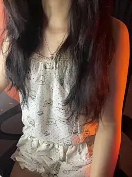 Annie nii online show from 04-08-26, 08:10