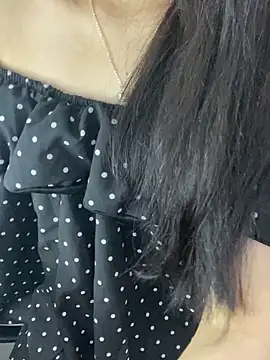 Annie nii online show from 04-19-26, 12:00