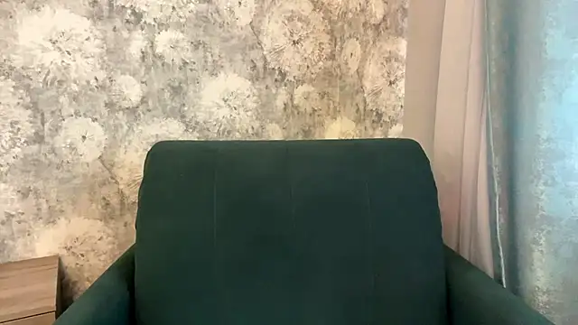 SelenaKiss  online show from 05-08-26, 02:15