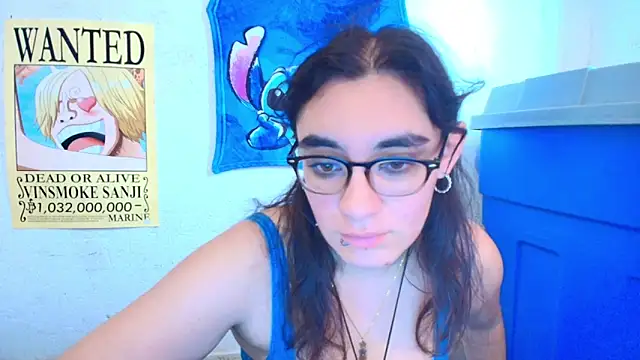 Snapshot of Ellaa_honey chatting on 06-16-26, 06:19 Ellaa honey online show from 06-16-26, 06:19