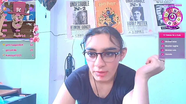 Snapshot of Ellaa_honey chatting on 04-24-26, 02:19 Ellaa honey online show from 04-24-26, 02:19