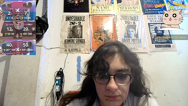 Snapshot of Ellaa_honey chatting on 05-17-26, 11:49 Ellaa honey online show from 05-17-26, 11:49