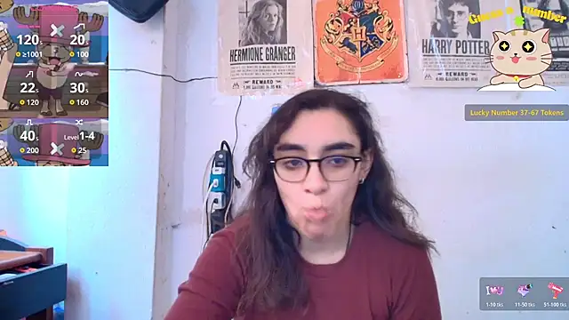 Snapshot of Ellaa_honey chatting on 05-23-26, 02:38 Ellaa honey online show from 05-23-26, 02:38