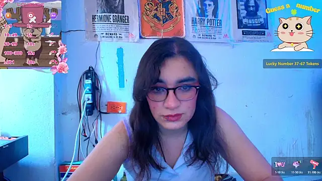 Snapshot of Ellaa_honey chatting on 05-11-26, 02:07 Ellaa honey online show from 05-11-26, 02:07