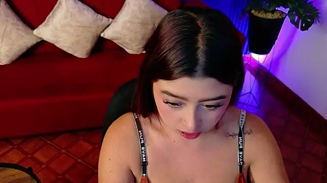 Snapshot of BrittanyBlueberry chatting on 04-04-26, 01:39 BrittanyBlueberry online show from 04-04-26, 01:39