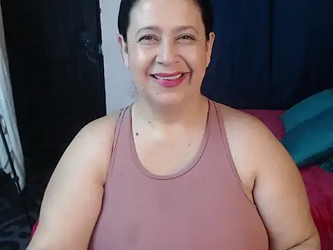 carlareyesk977 online show from 06-17-26, 12:37