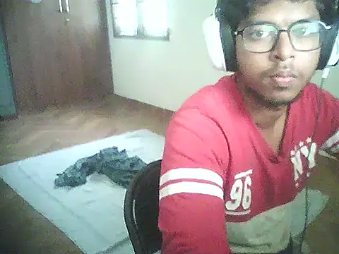 Snapshot of letsplaygame chatting on 05-11-26, 05:53 letsplaygame online show from 05-11-26, 05:53