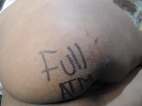 Snapshot of Rouse_stunning chatting on 04-11-26, 10:24 Rouse stunning online show from 04-11-26, 10:24