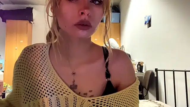 Lilith Verner online show from 03-30-26, 07:48