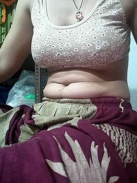 Snapshot of Palaksingh143 chatting on 06-06-26, 05:40 Palaksingh143 online show from 06-06-26, 05:40