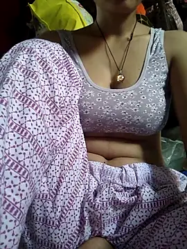 Snapshot of Palaksingh143 chatting on 06-08-26, 02:23 Palaksingh143 online show from 06-08-26, 02:23