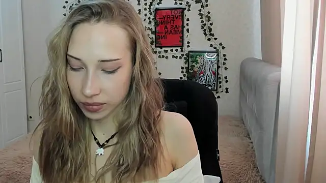 Emmarayder online show from 04-28-26, 11:03