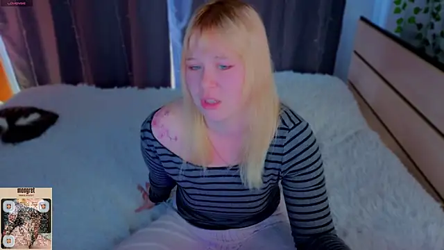 unburnedgirl online show from 05-10-26, 07:23